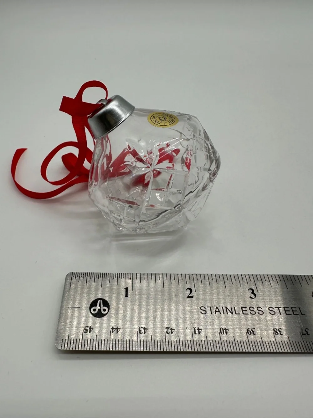 VTG Hand Cut Crystal Czech Republic Christmas Ornament With Original Green box.
